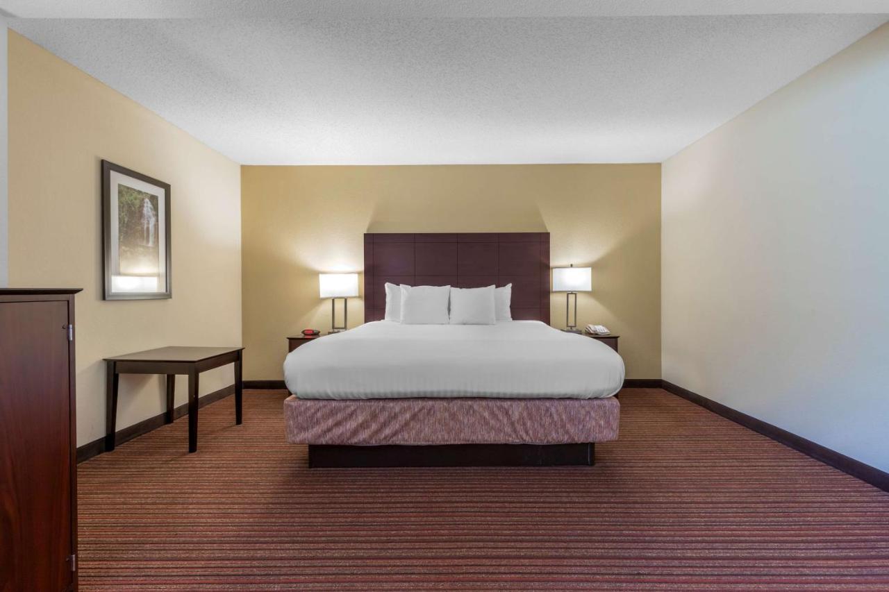 Best Western Seneca-Clemson Εξωτερικό φωτογραφία